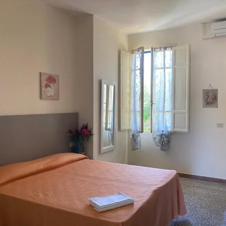 Otel Verdesolemare Marina di Pietrasanta