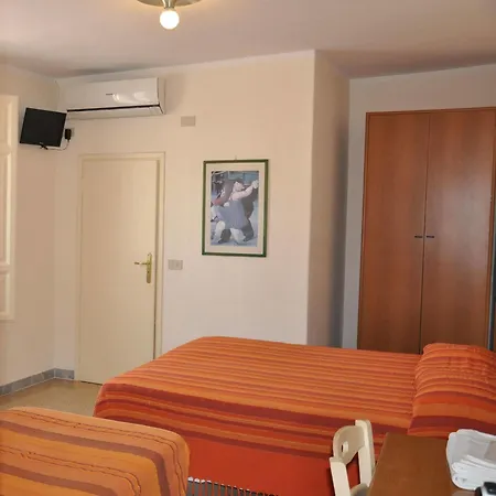 Verdesolemare Otel