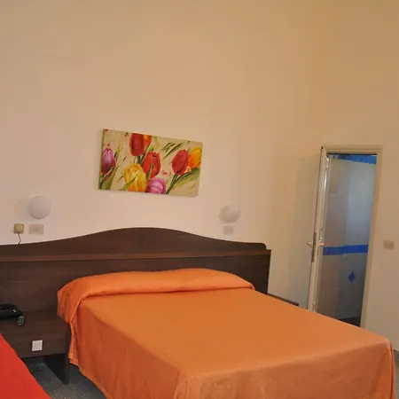 Otel Verdesolemare Marina di Pietrasanta